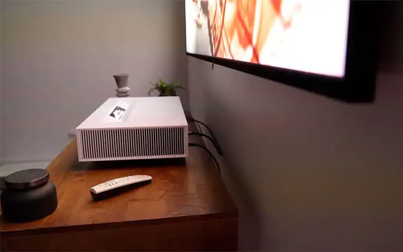  LG CineBeam HU85LA